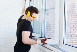 Vì sao cửa nhựa lõi thép uPVC hay bị xệ cánh ?